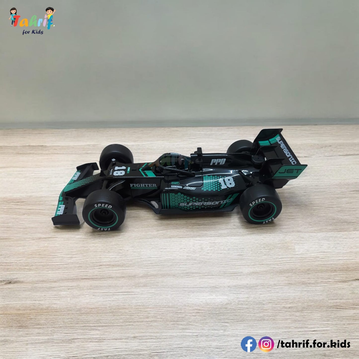 Drift Go Spray Racing Formula 1 R/C Car (F1 Racing)